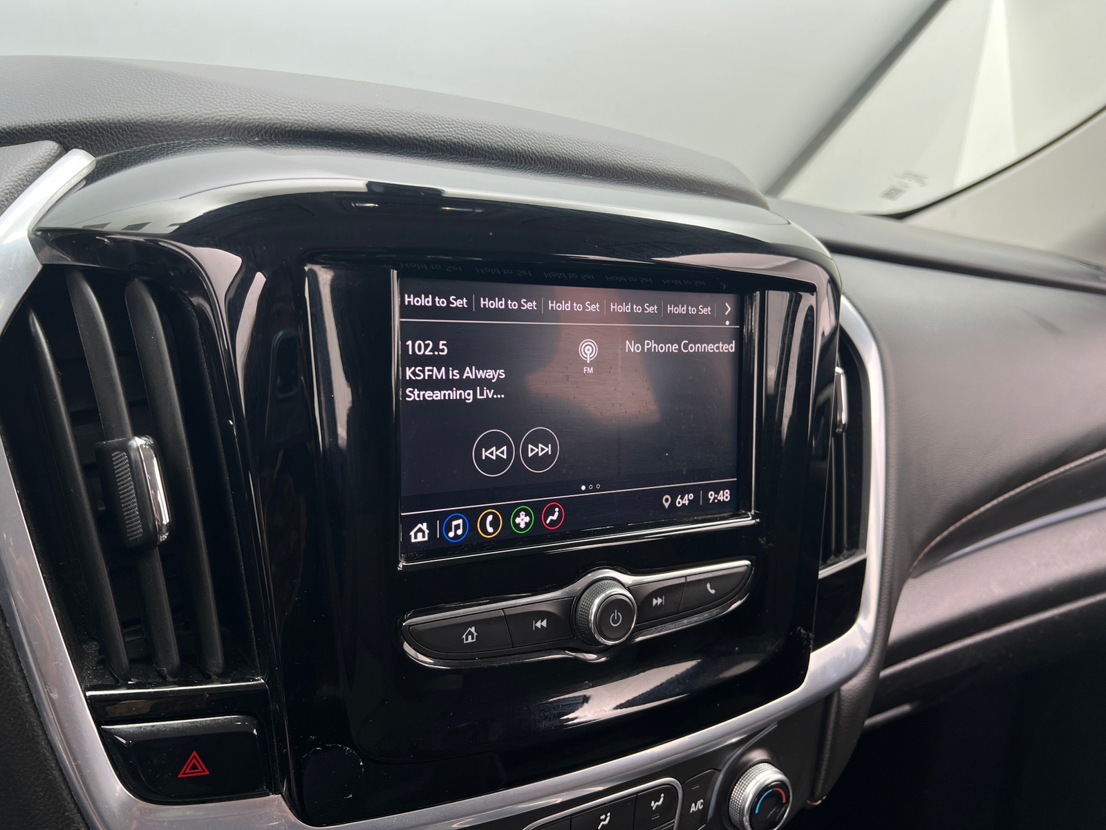 Thumbnail: 2020 Chevrolet Traverse - 4