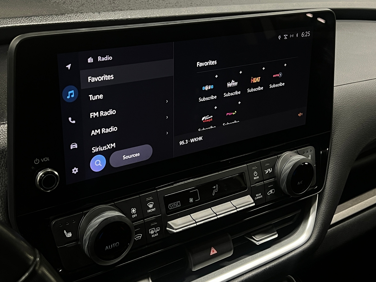 Thumbnail: 2024 Toyota Grand Highlander - 3