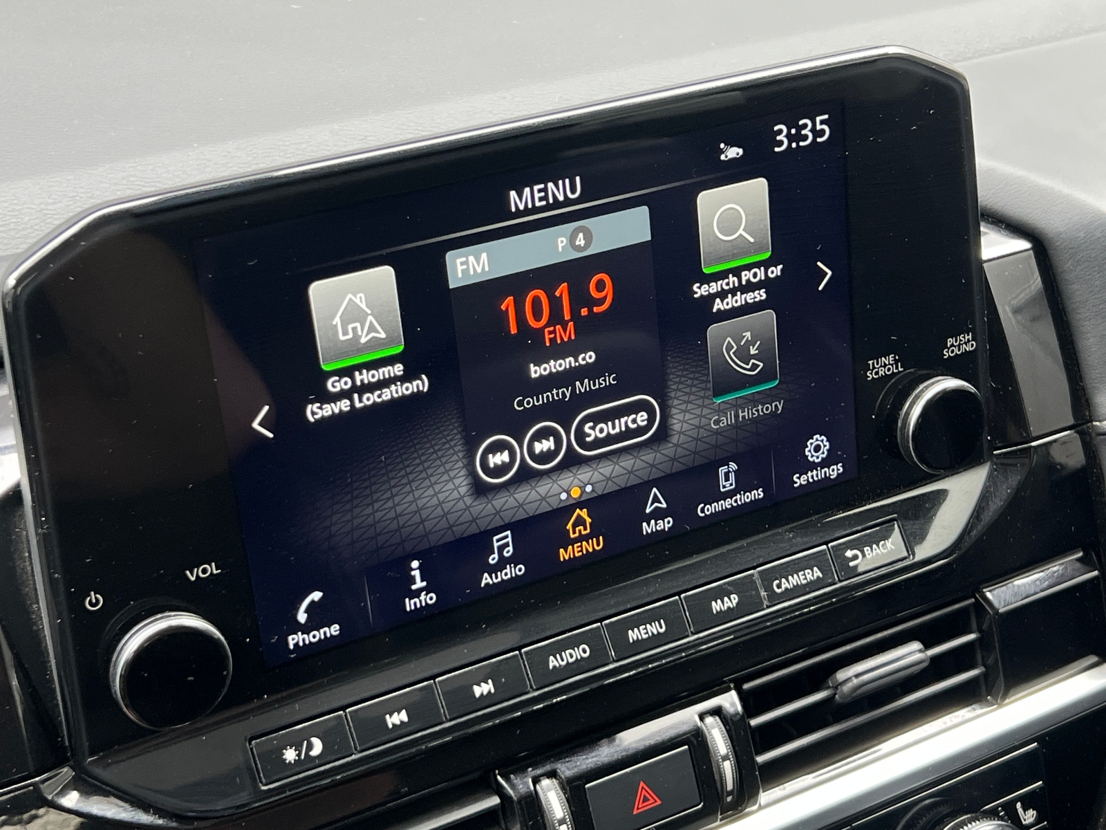 Thumbnail: 2022 Nissan Pathfinder - 3