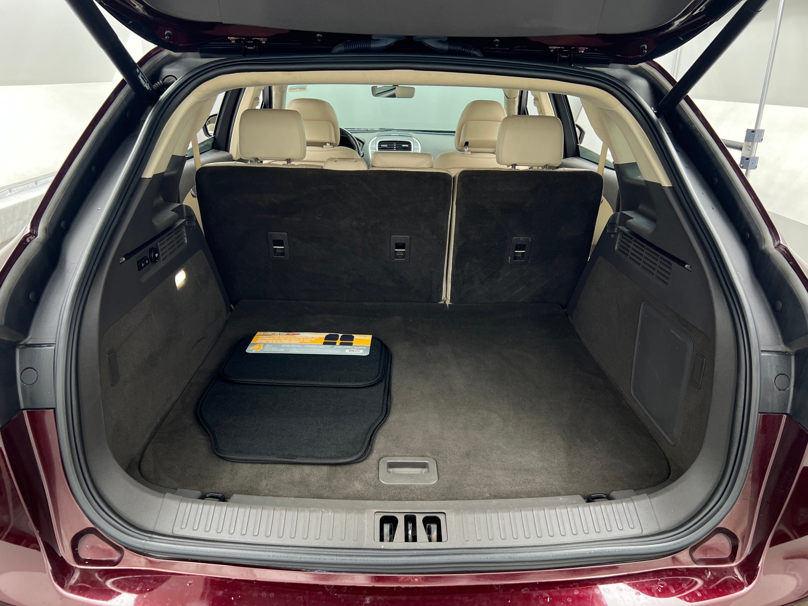 Thumbnail: 2019 Lincoln Nautilus - 6