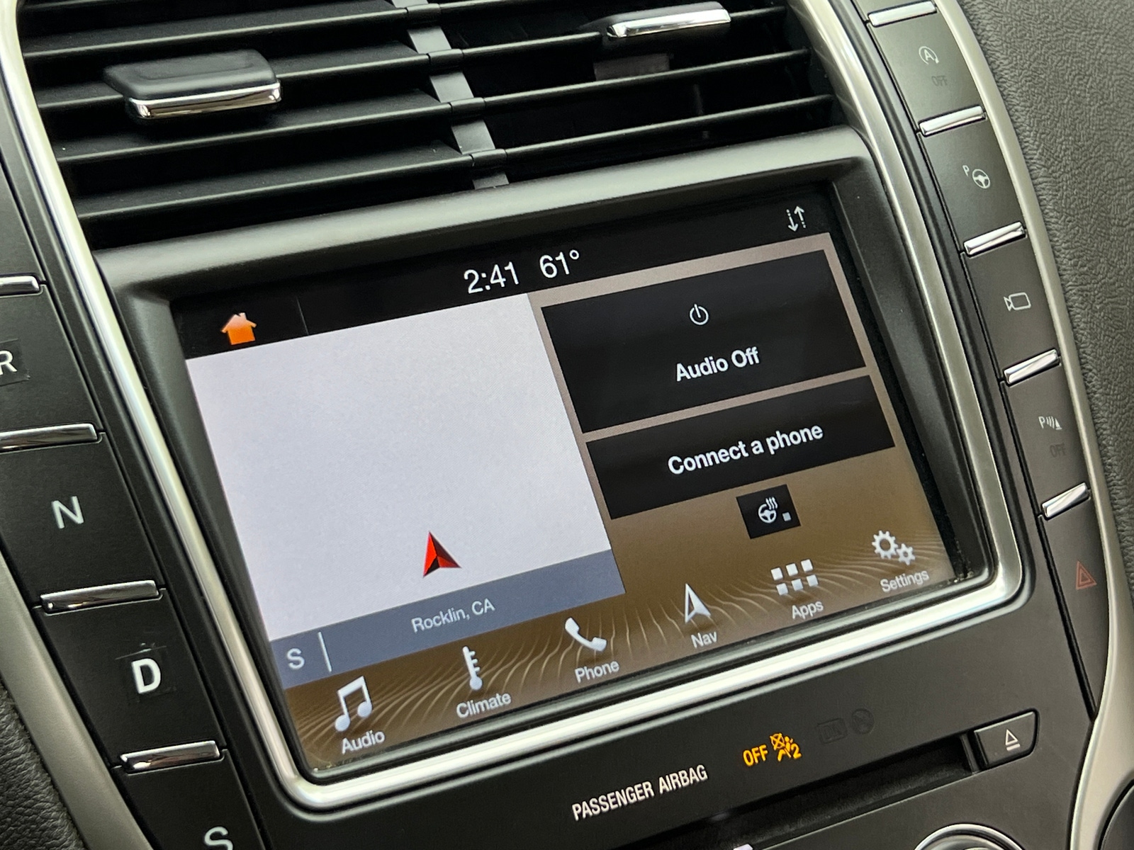 Thumbnail: 2019 Lincoln Nautilus - 3