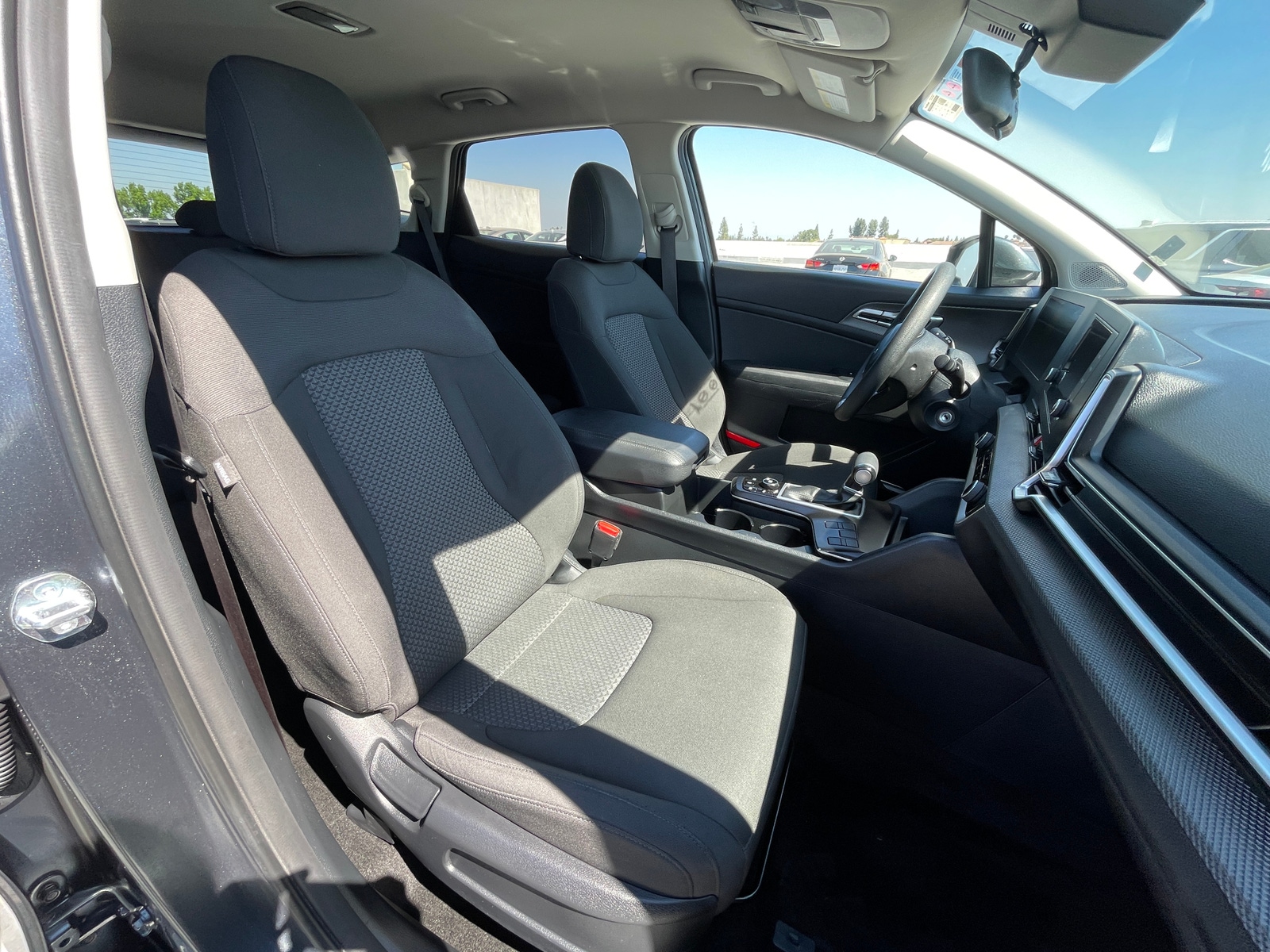 Thumbnail: 2025 Kia Sportage - 2