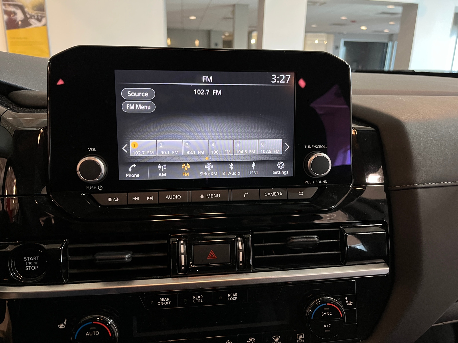 Thumbnail: 2025 Nissan Pathfinder - 4