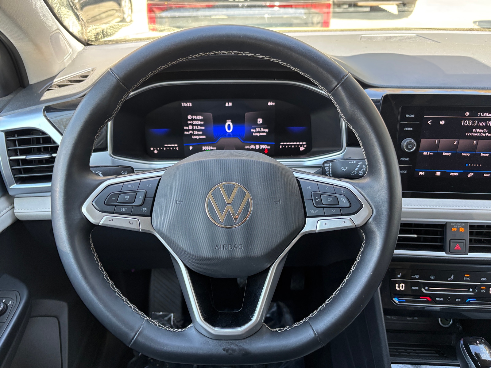 Thumbnail: 2025 Volkswagen Taos - 5