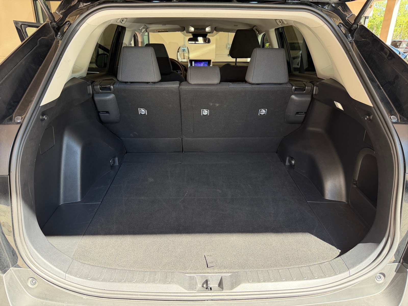 Thumbnail: 2025 Toyota RAV4 - 4