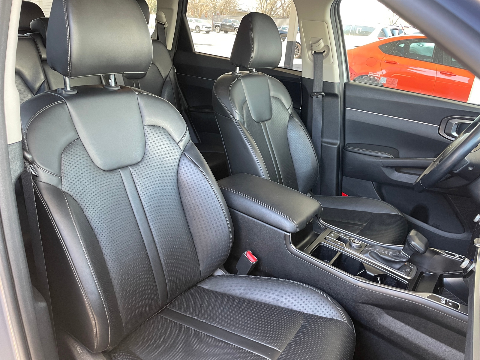 Thumbnail: 2024 Kia Sorento - 2