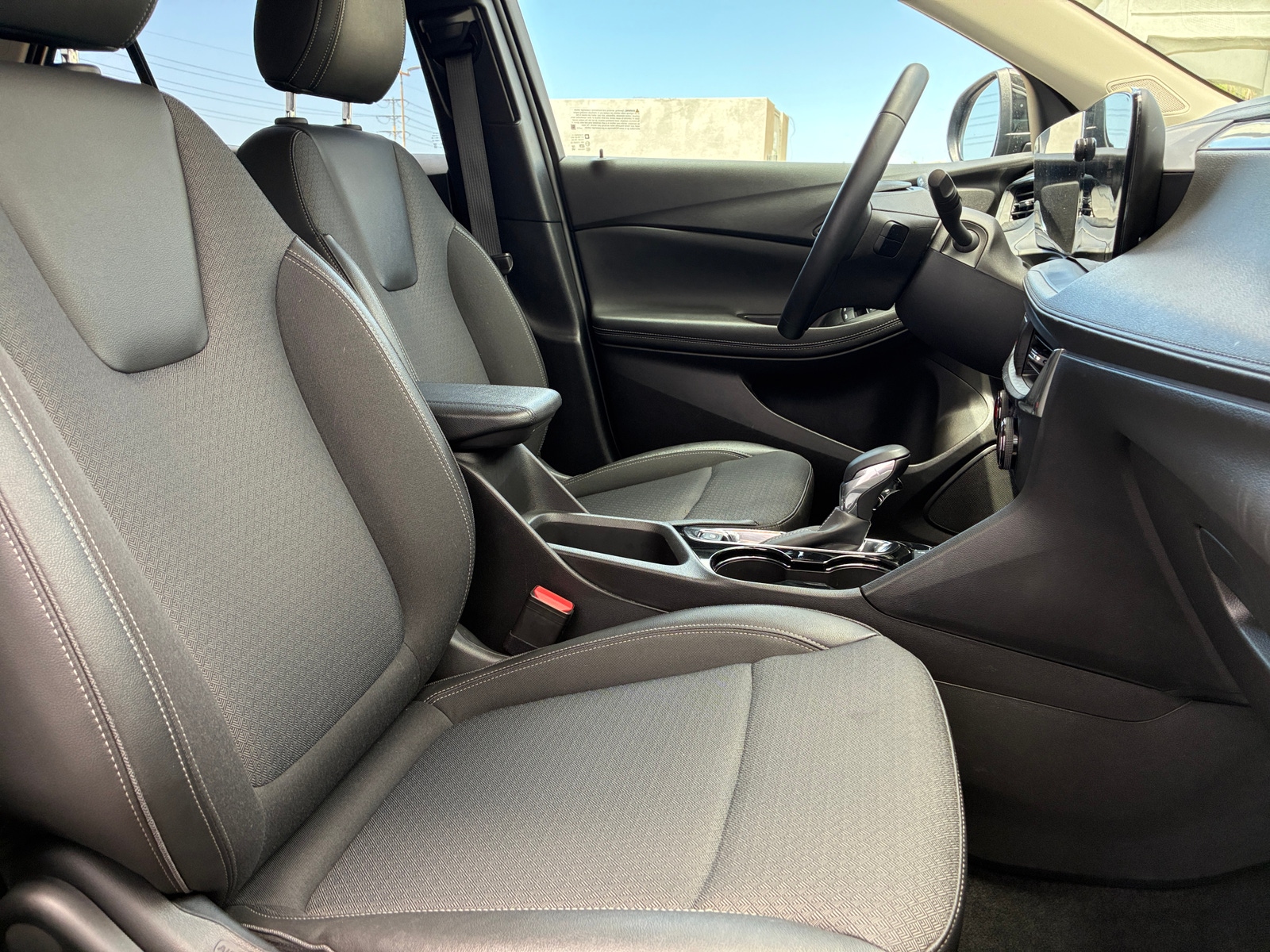Thumbnail: 2025 Buick Encore GX - 2