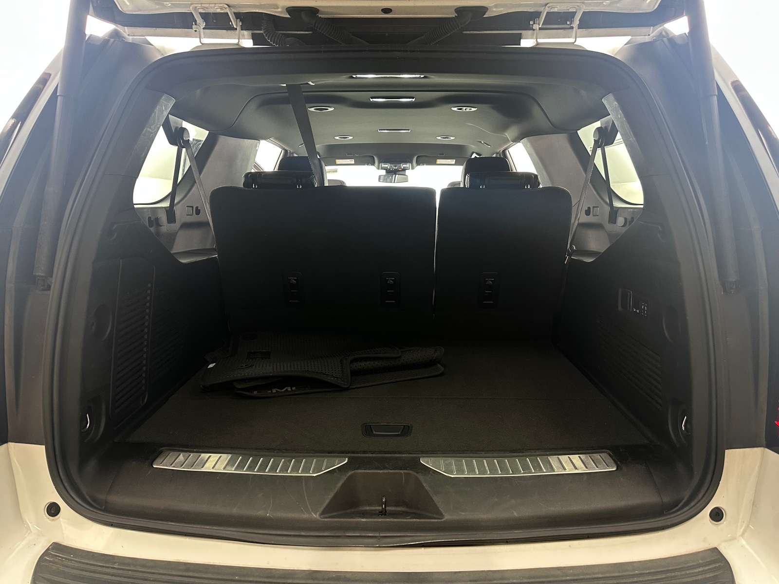 Thumbnail: 2024 GMC Yukon XL - 6