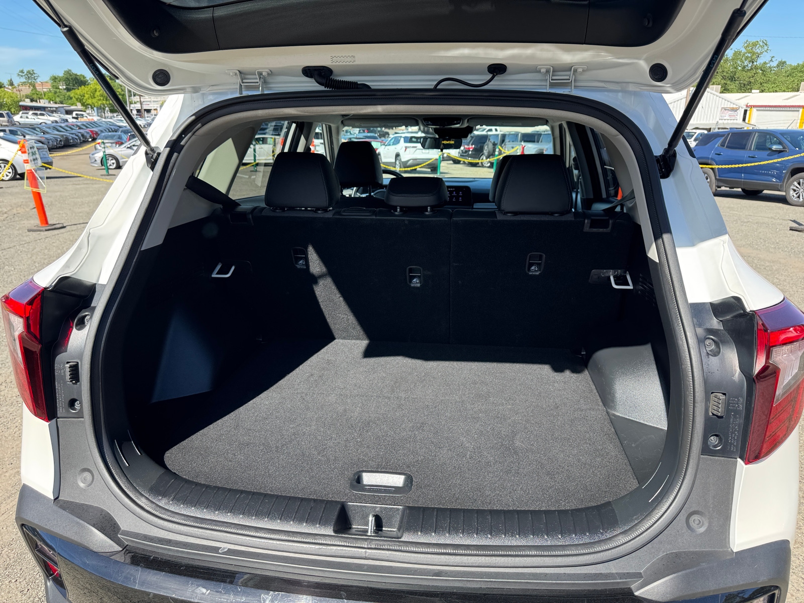 Thumbnail: 2025 Kia Seltos - 6