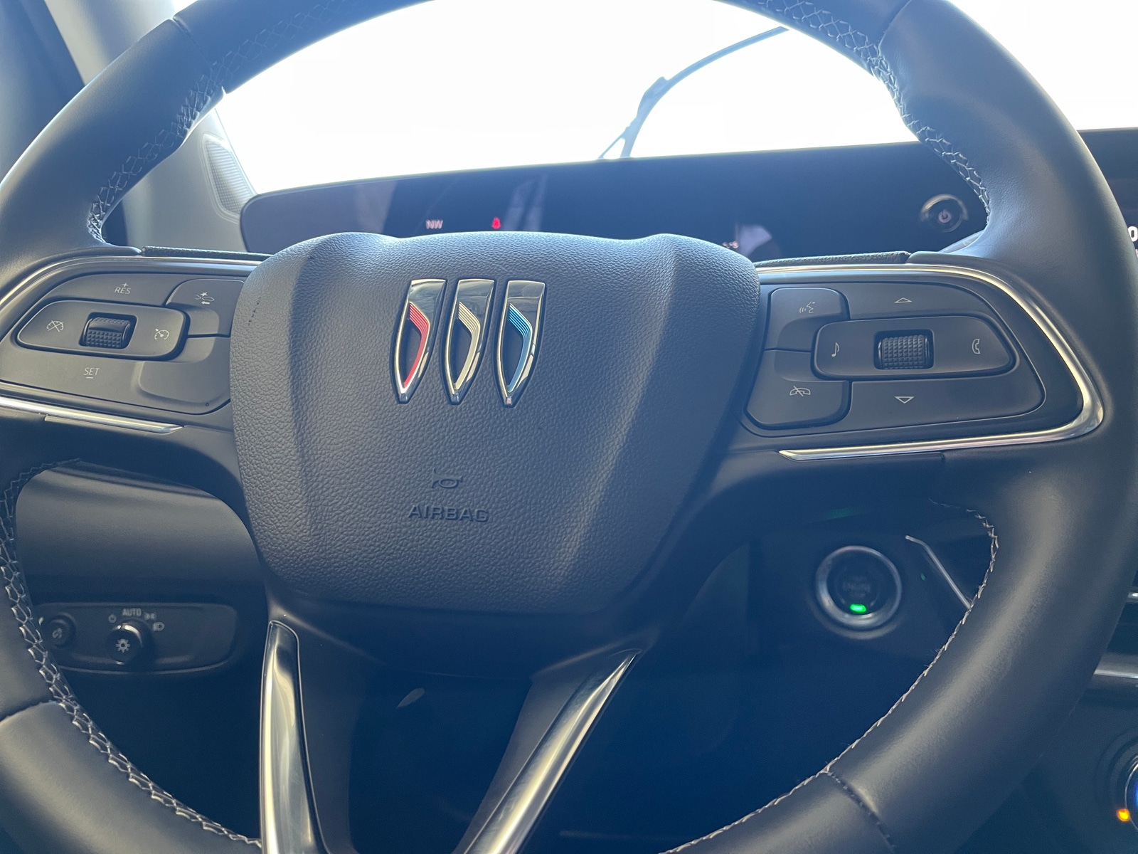 Thumbnail: 2025 Buick Encore GX - 5