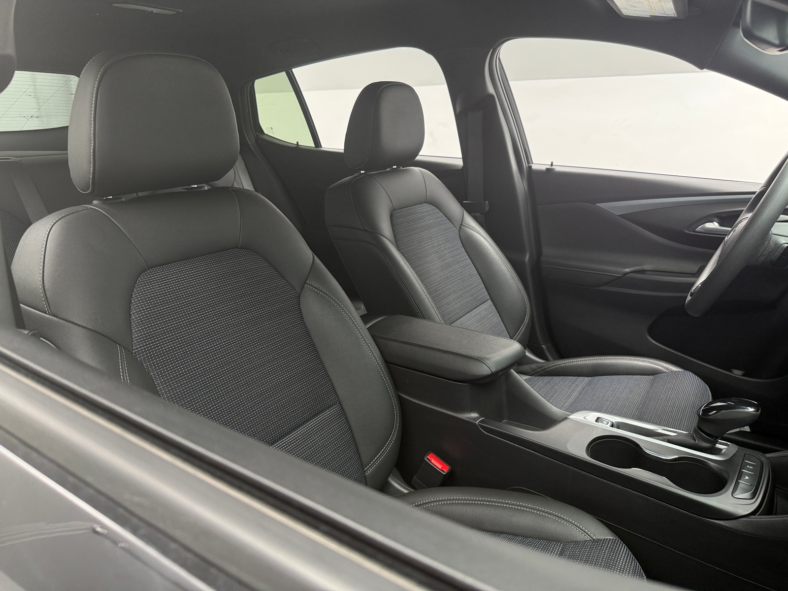 Thumbnail: 2025 Buick Envista - 2