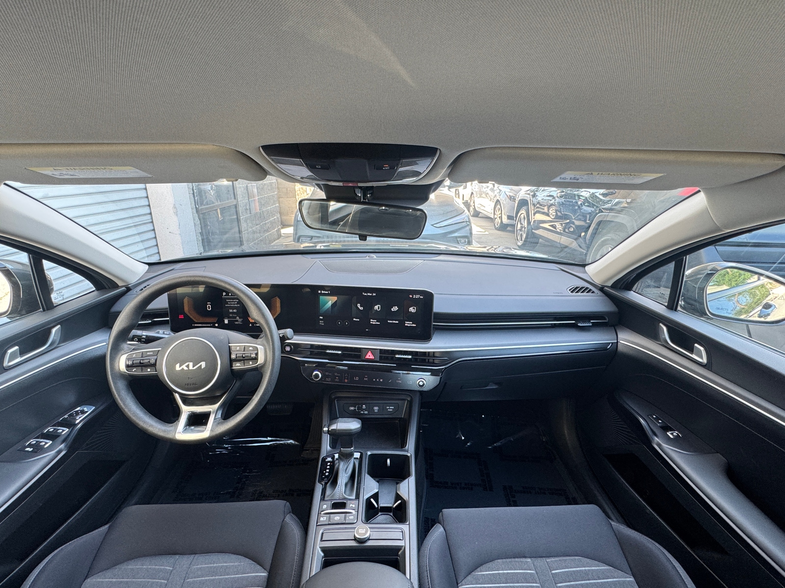 Thumbnail: 2025 Kia K5 - 3