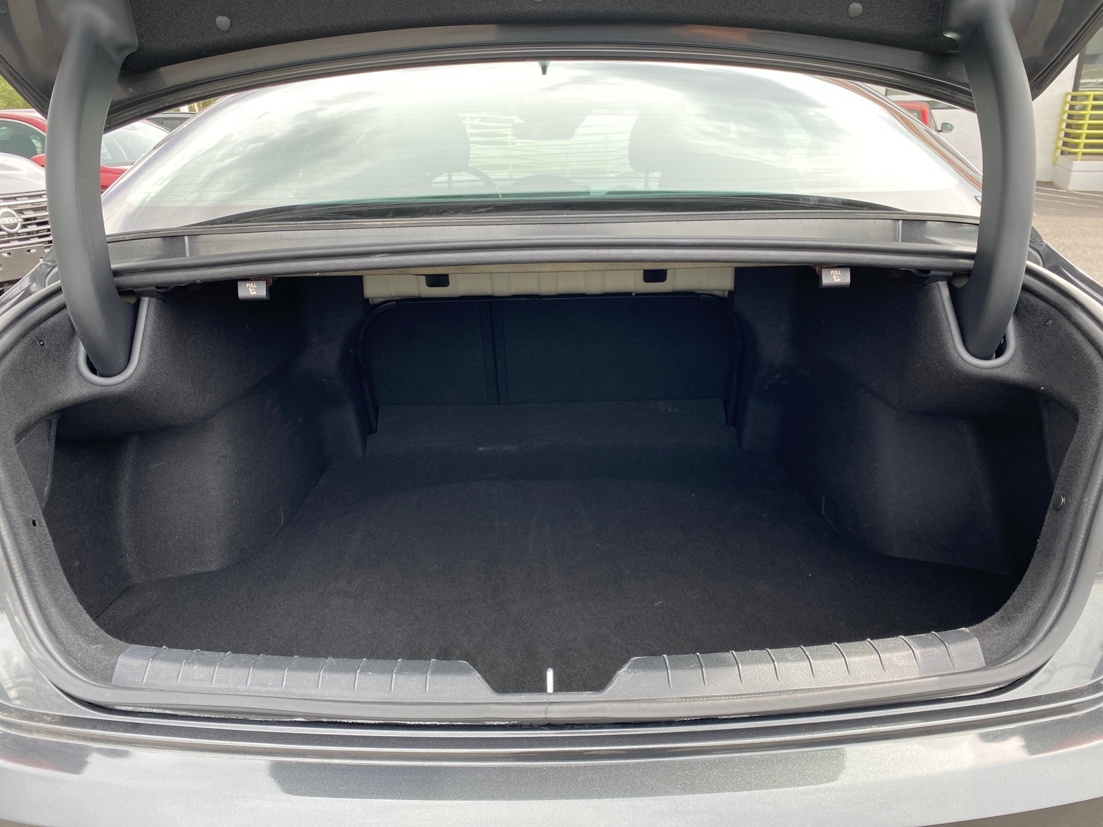 Thumbnail: 2025 Kia K5 - 6