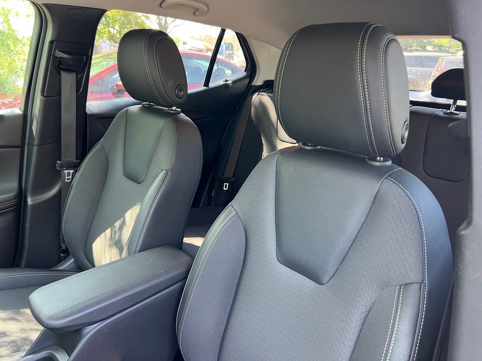Thumbnail: 2025 Buick Encore GX - 2