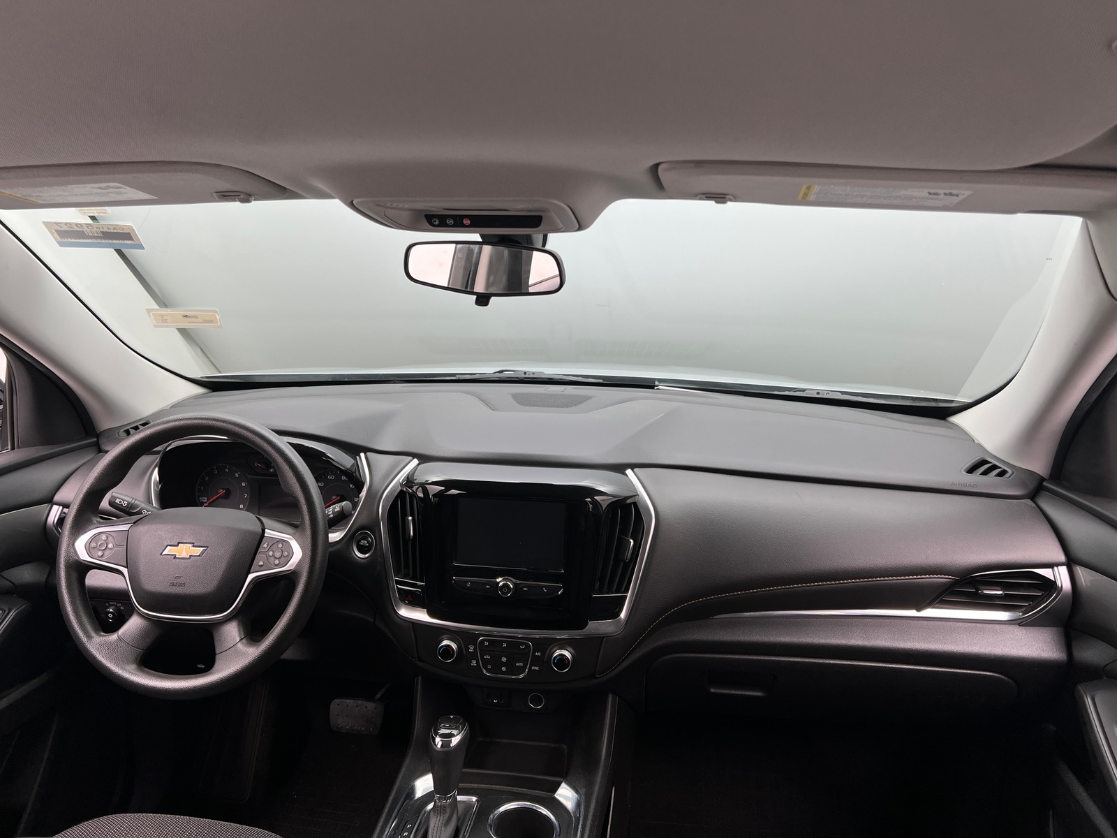 Thumbnail: 2018 Chevrolet Traverse - 3