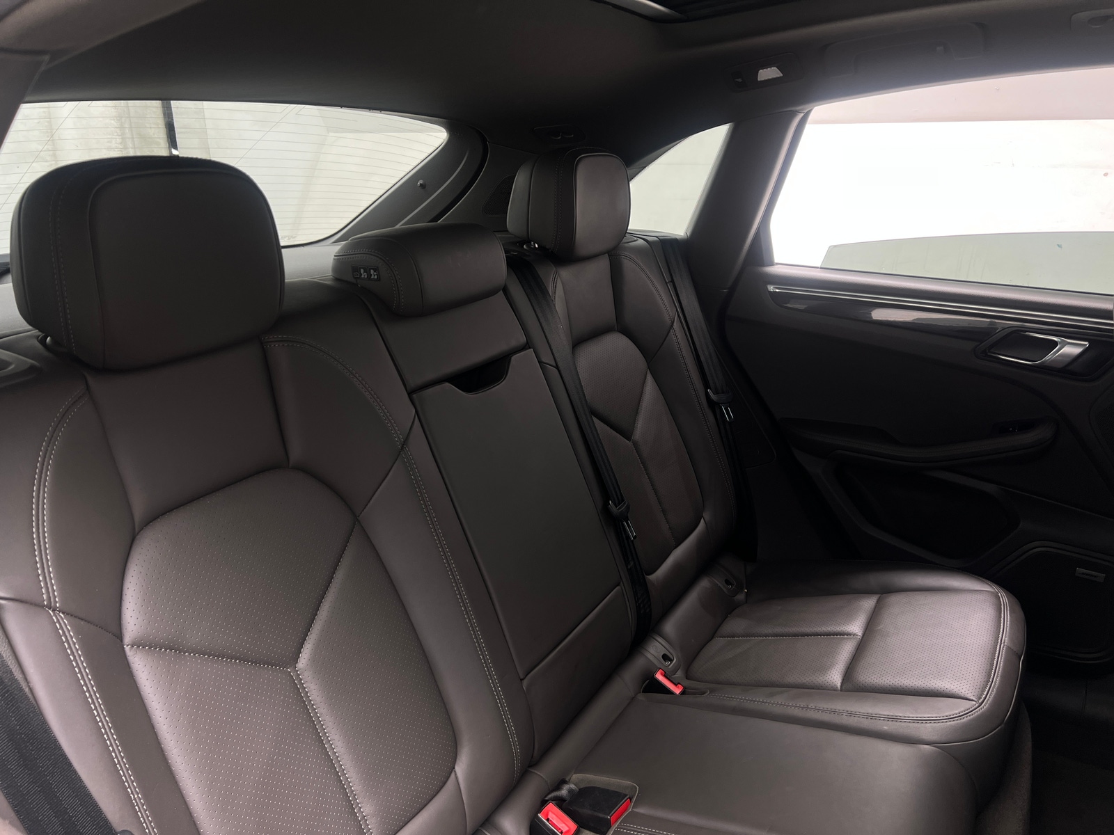 Thumbnail: 2018 Porsche Macan - 5