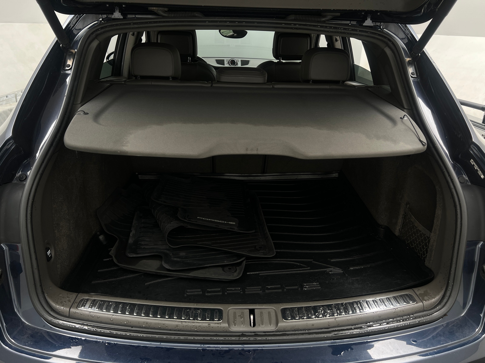 Thumbnail: 2018 Porsche Macan - 6