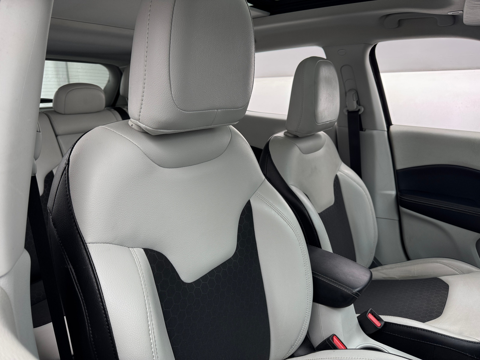 Thumbnail: 2019 Jeep Compass - 2