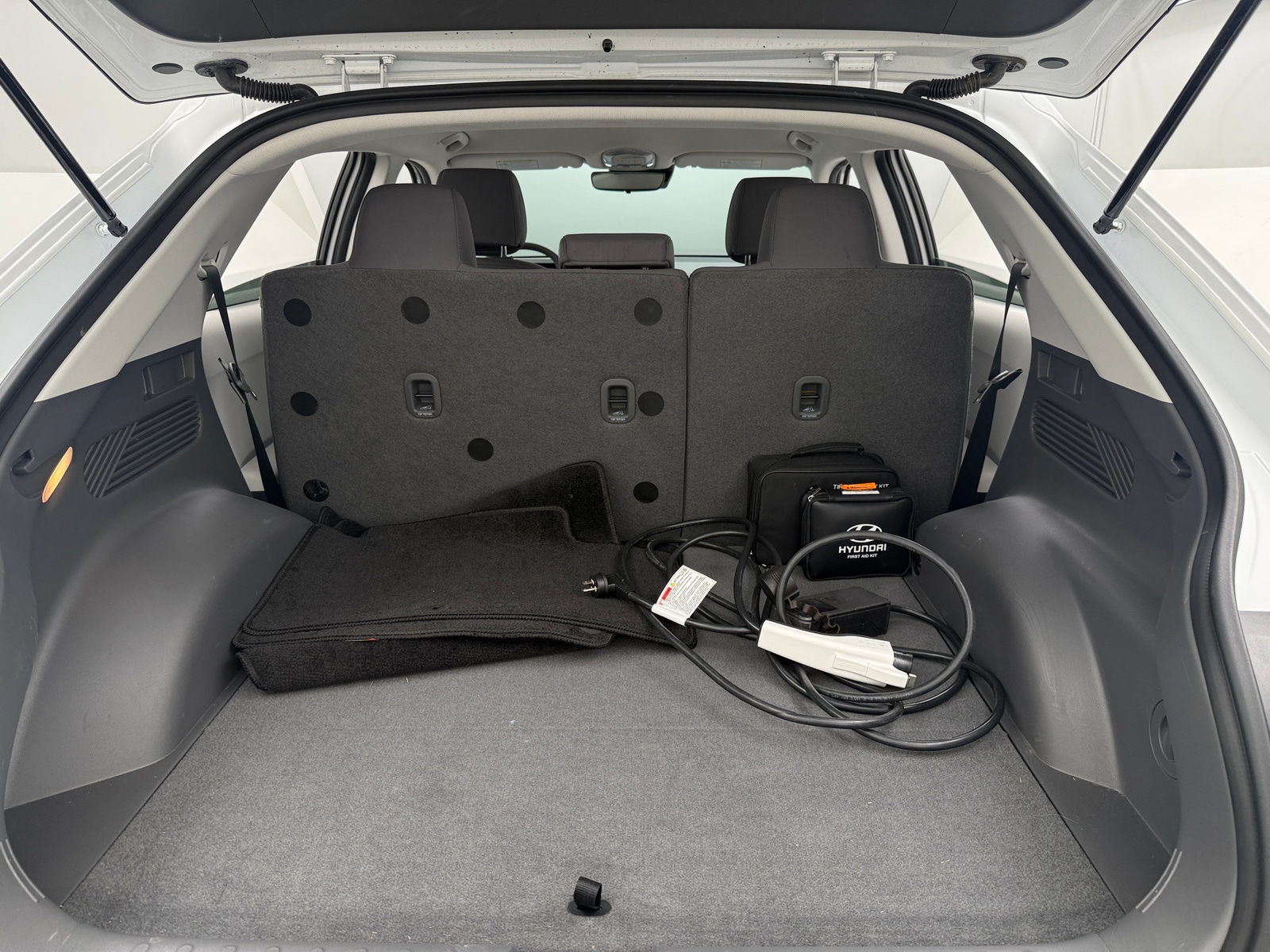 Thumbnail: 2023 Hyundai Ioniq 5 - 7