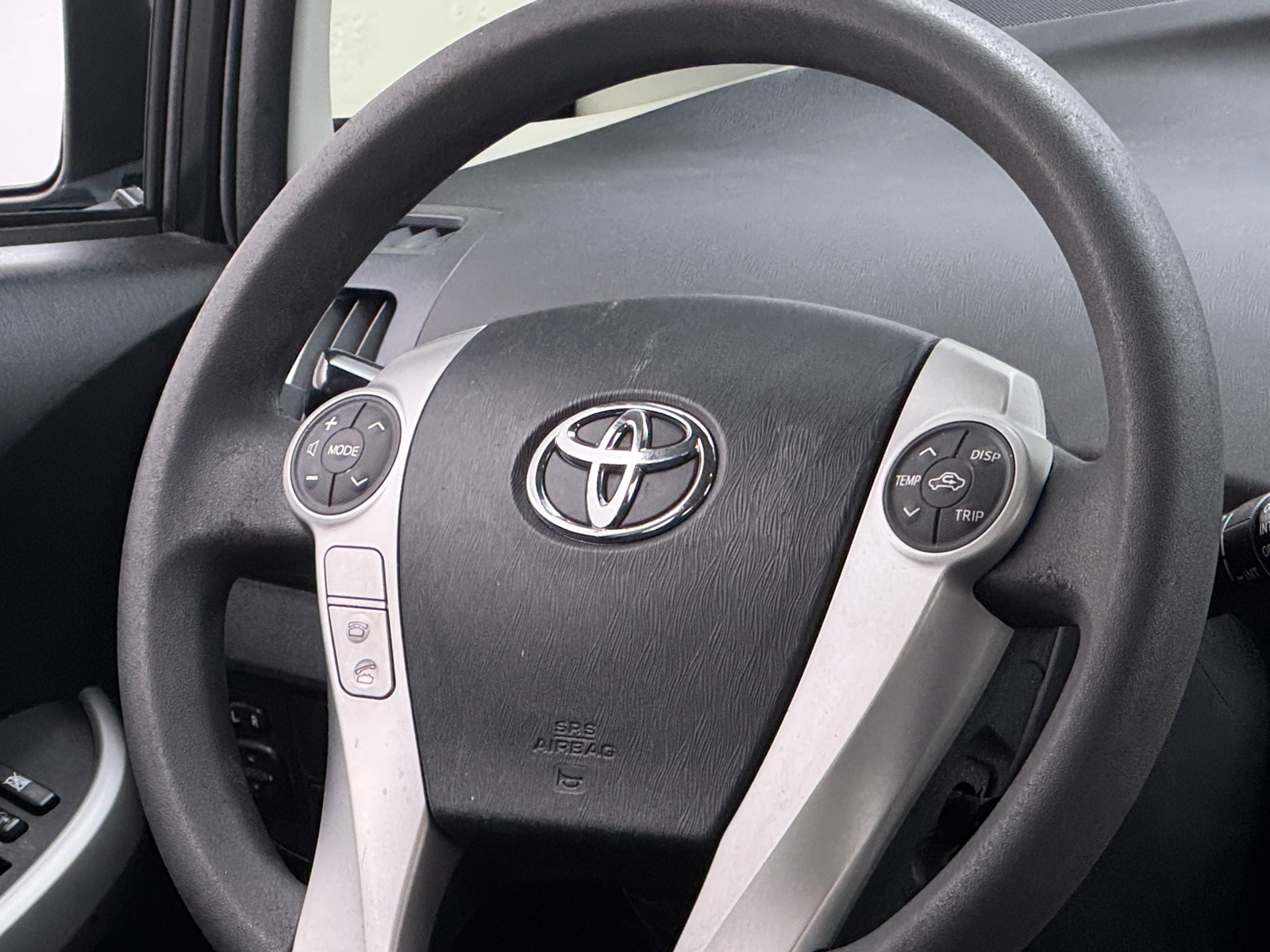 Thumbnail: 2013 Toyota Prius - 5