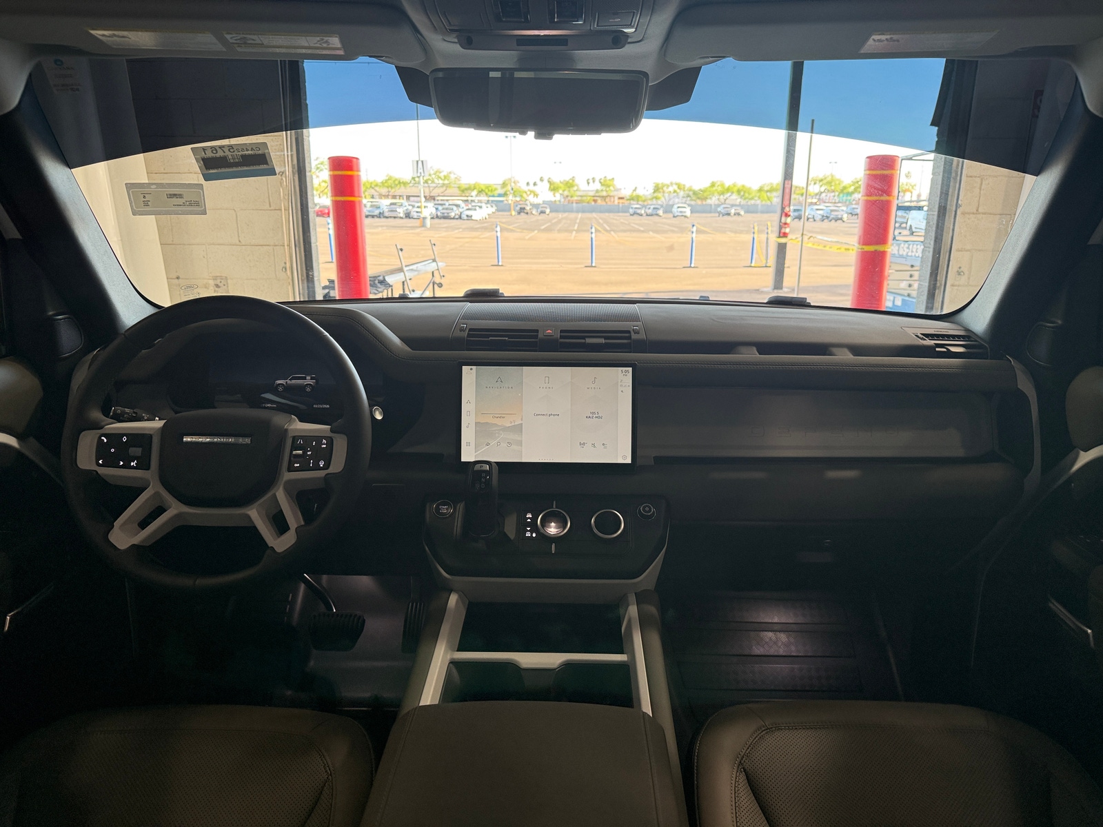 Thumbnail: 2025 Land Rover Defender - 2