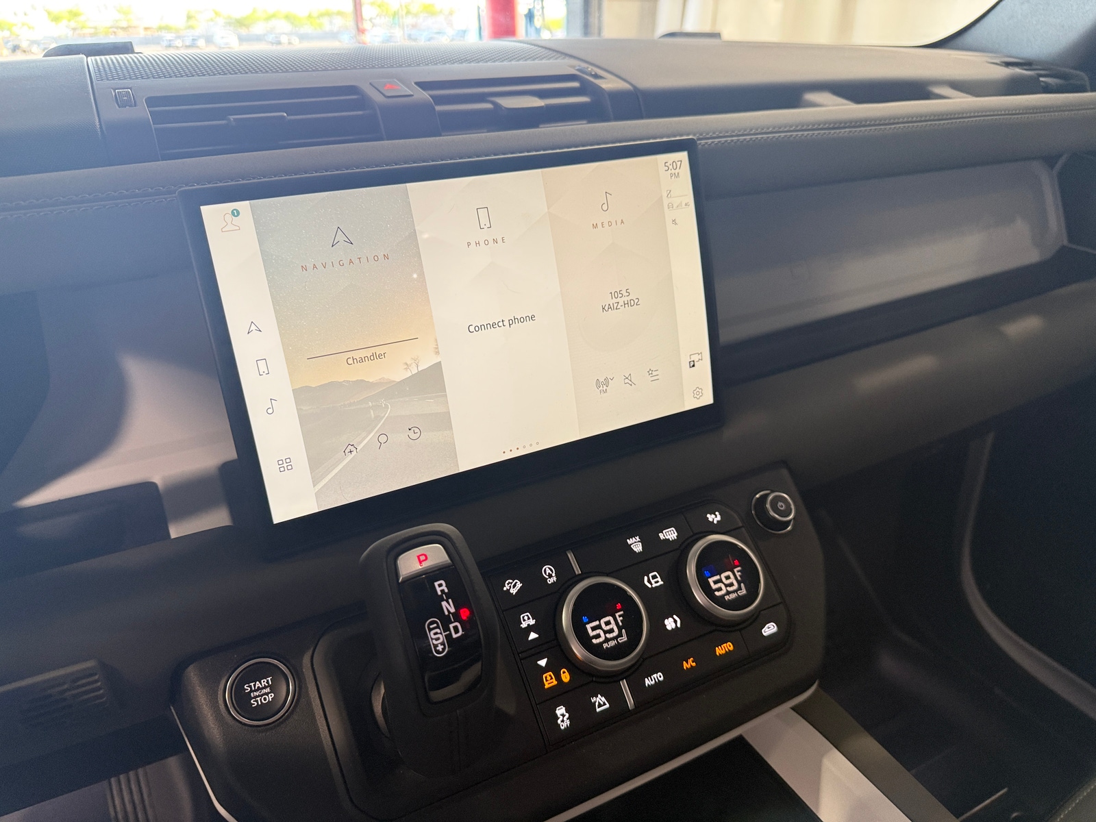 Thumbnail: 2025 Land Rover Defender - 3