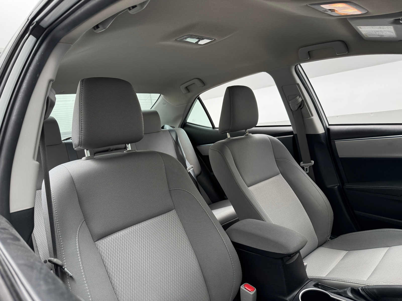 Thumbnail: 2015 Toyota Corolla - 2