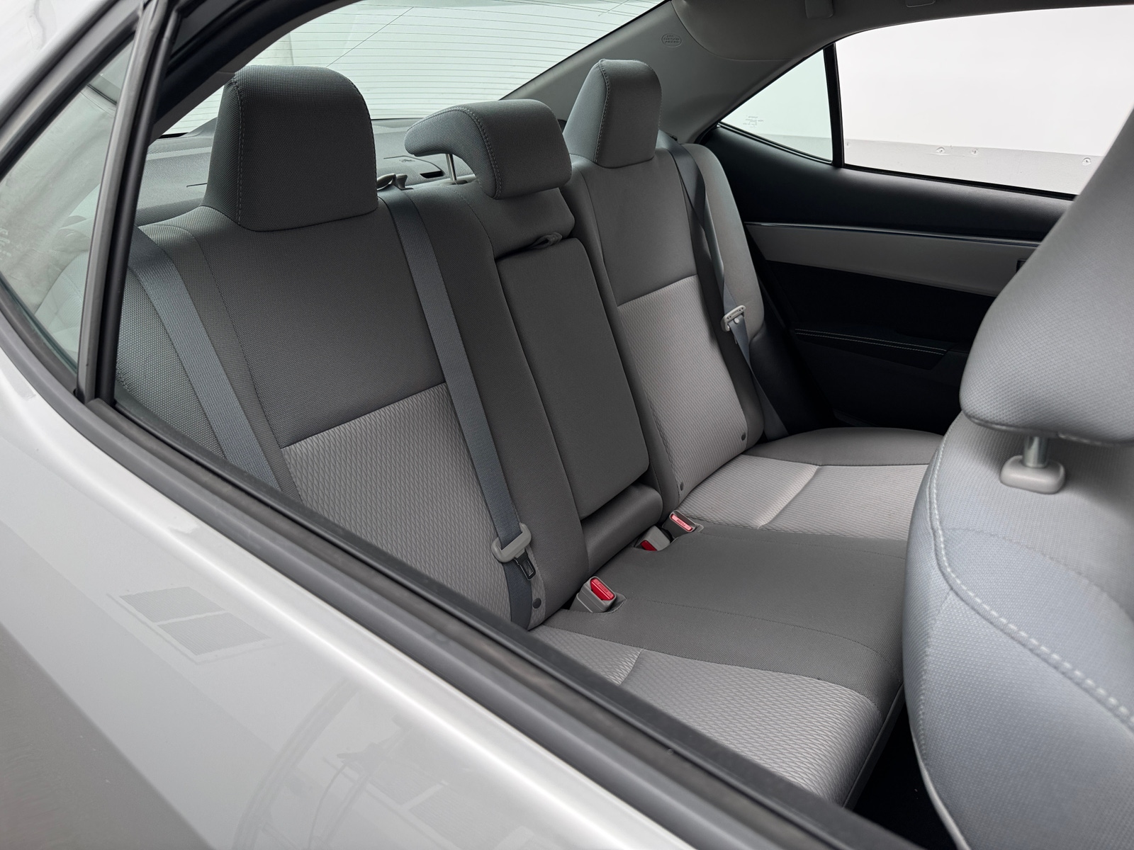 Thumbnail: 2015 Toyota Corolla - 6