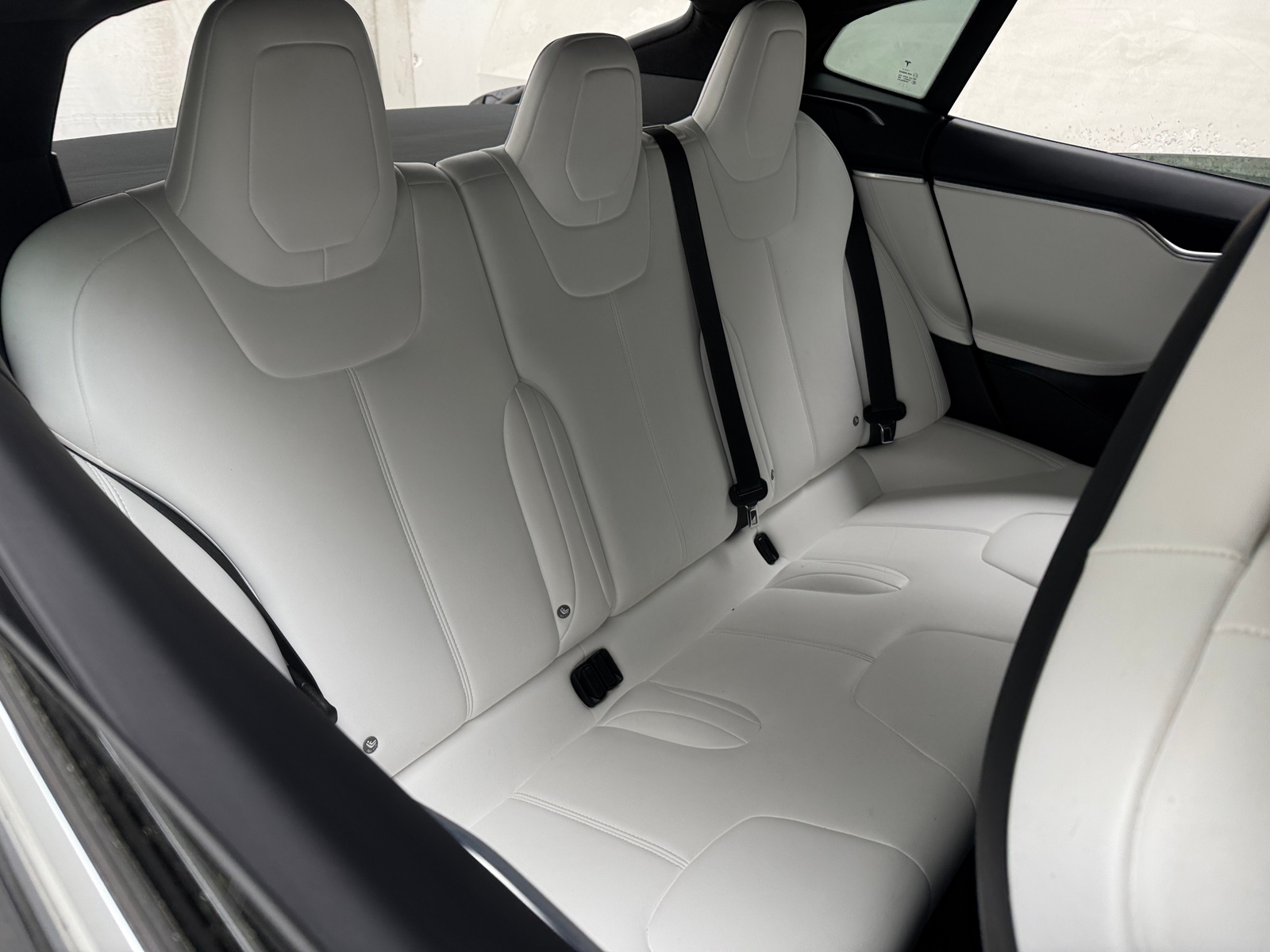 Thumbnail: 2017 Tesla Model S - 5