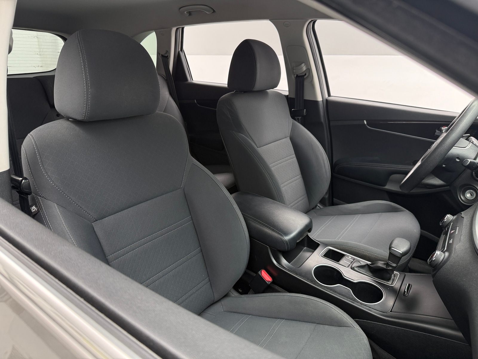 Thumbnail: 2019 Kia Sorento - 2