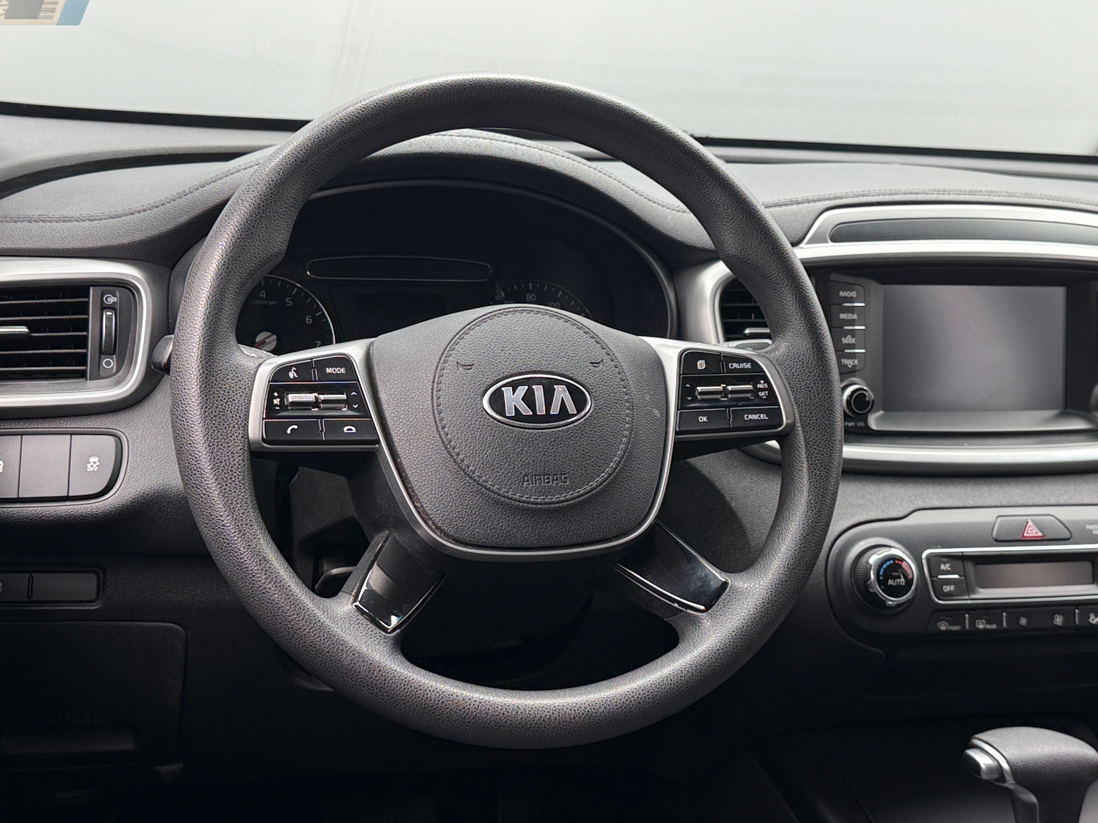 Thumbnail: 2019 Kia Sorento - 5