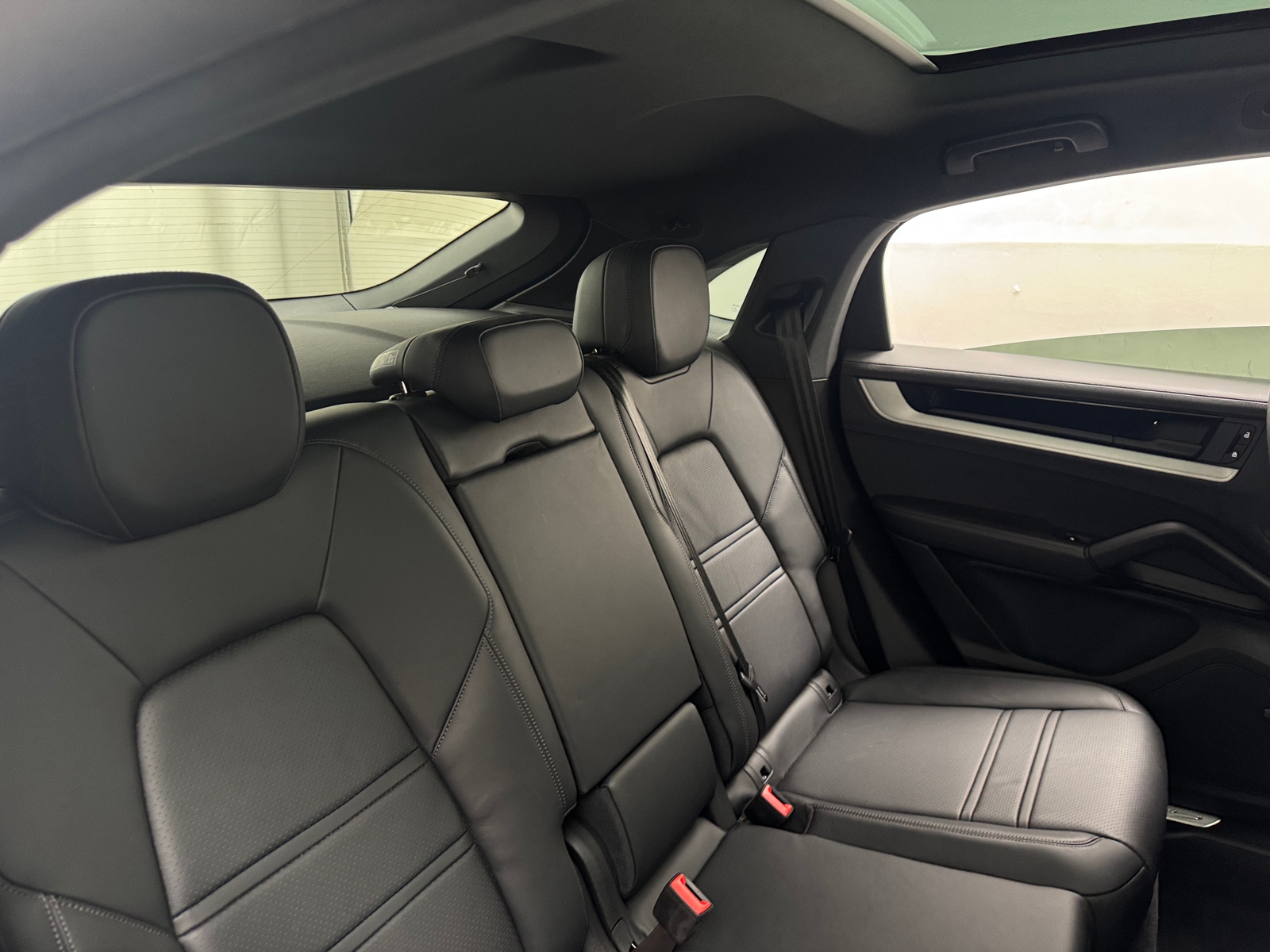 Thumbnail: 2024 Porsche  - 5