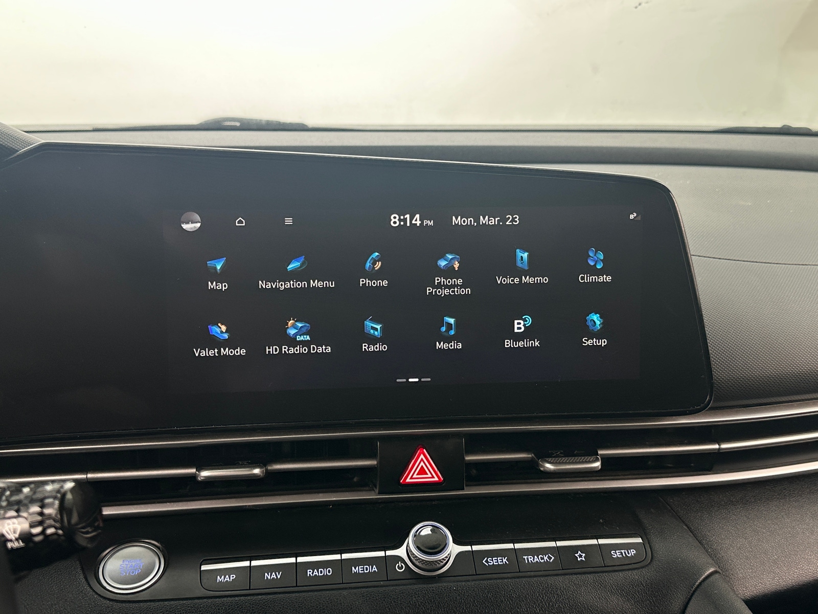 Thumbnail: 2023 Hyundai Elantra - 4