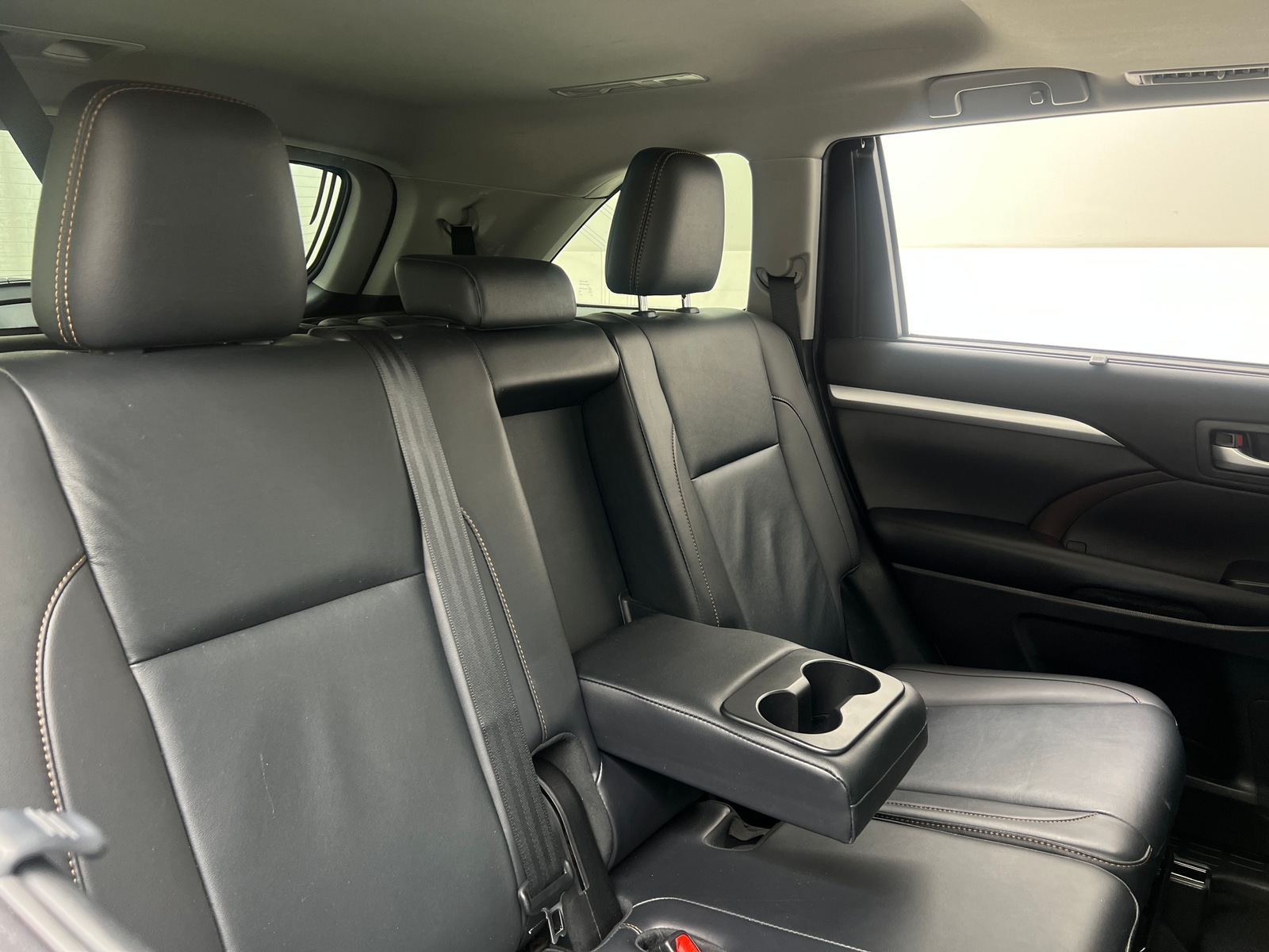 Thumbnail: 2019 Toyota Highlander - 5