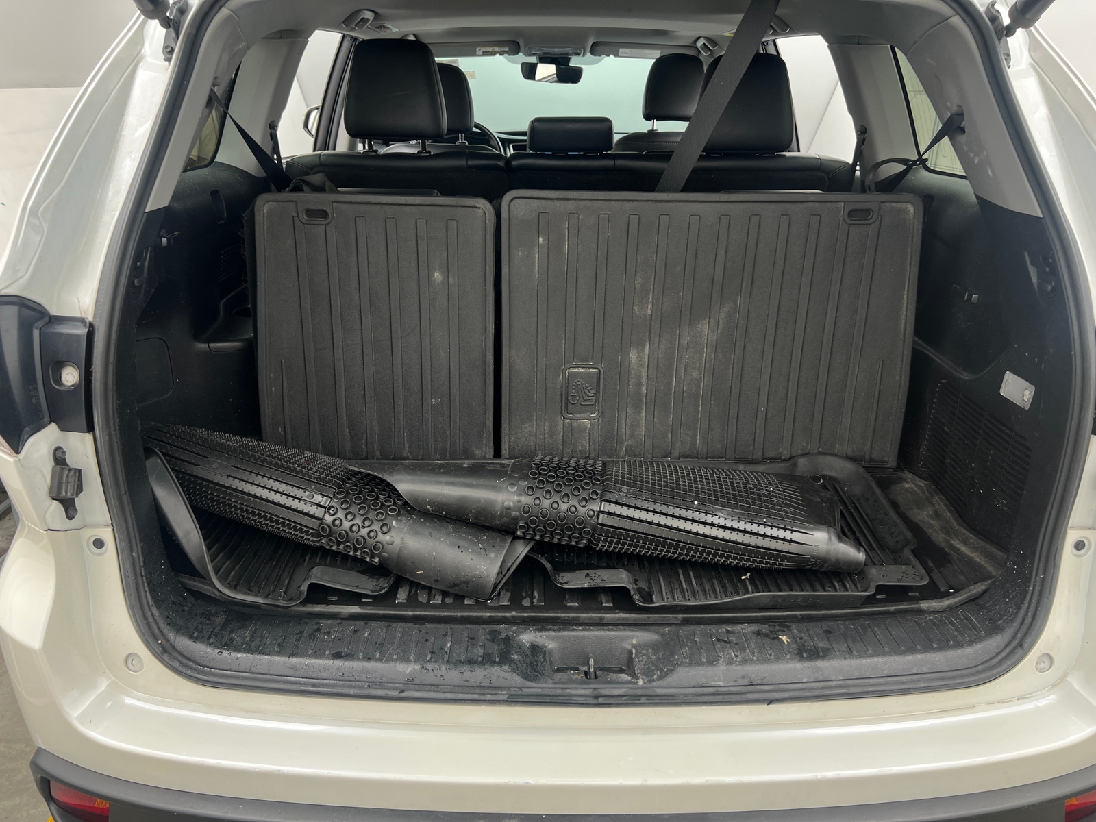 Thumbnail: 2019 Toyota Highlander - 6