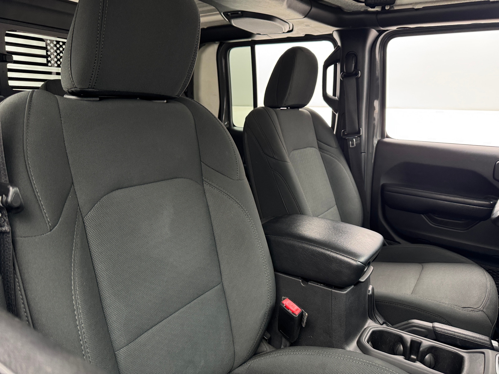 Thumbnail: 2021 Jeep Gladiator - 2