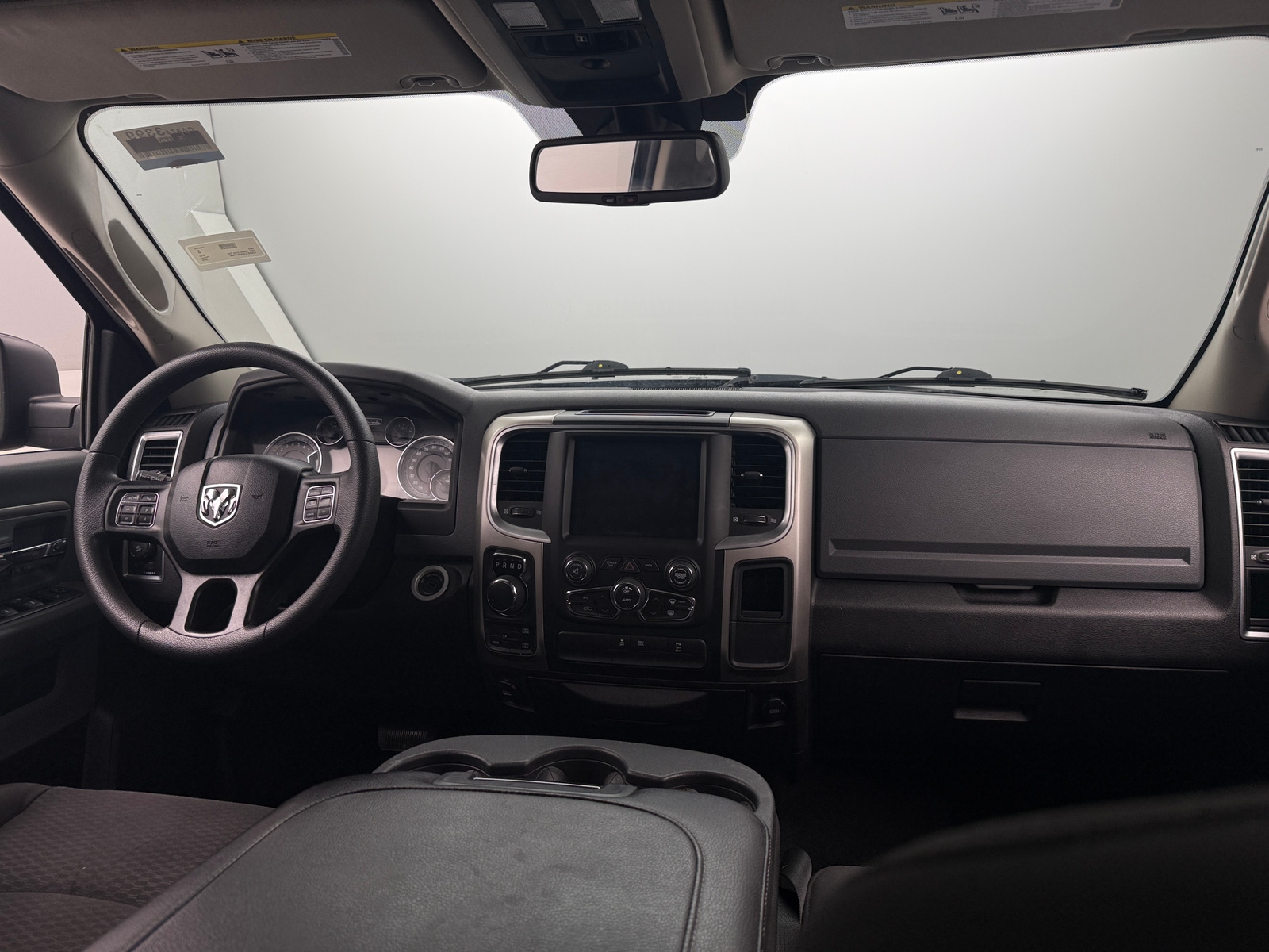 Thumbnail: 2019 RAM 1500 Classic - 3