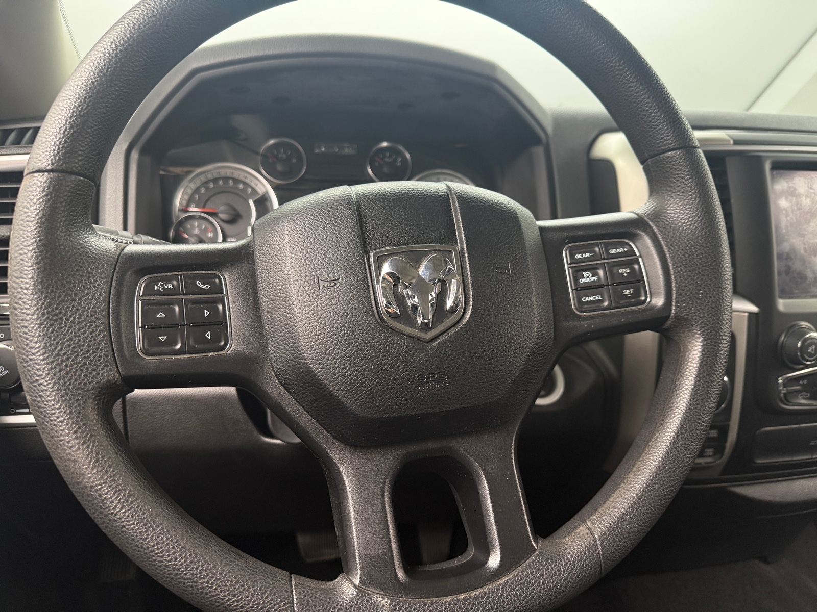 Thumbnail: 2019 RAM 1500 Classic - 5