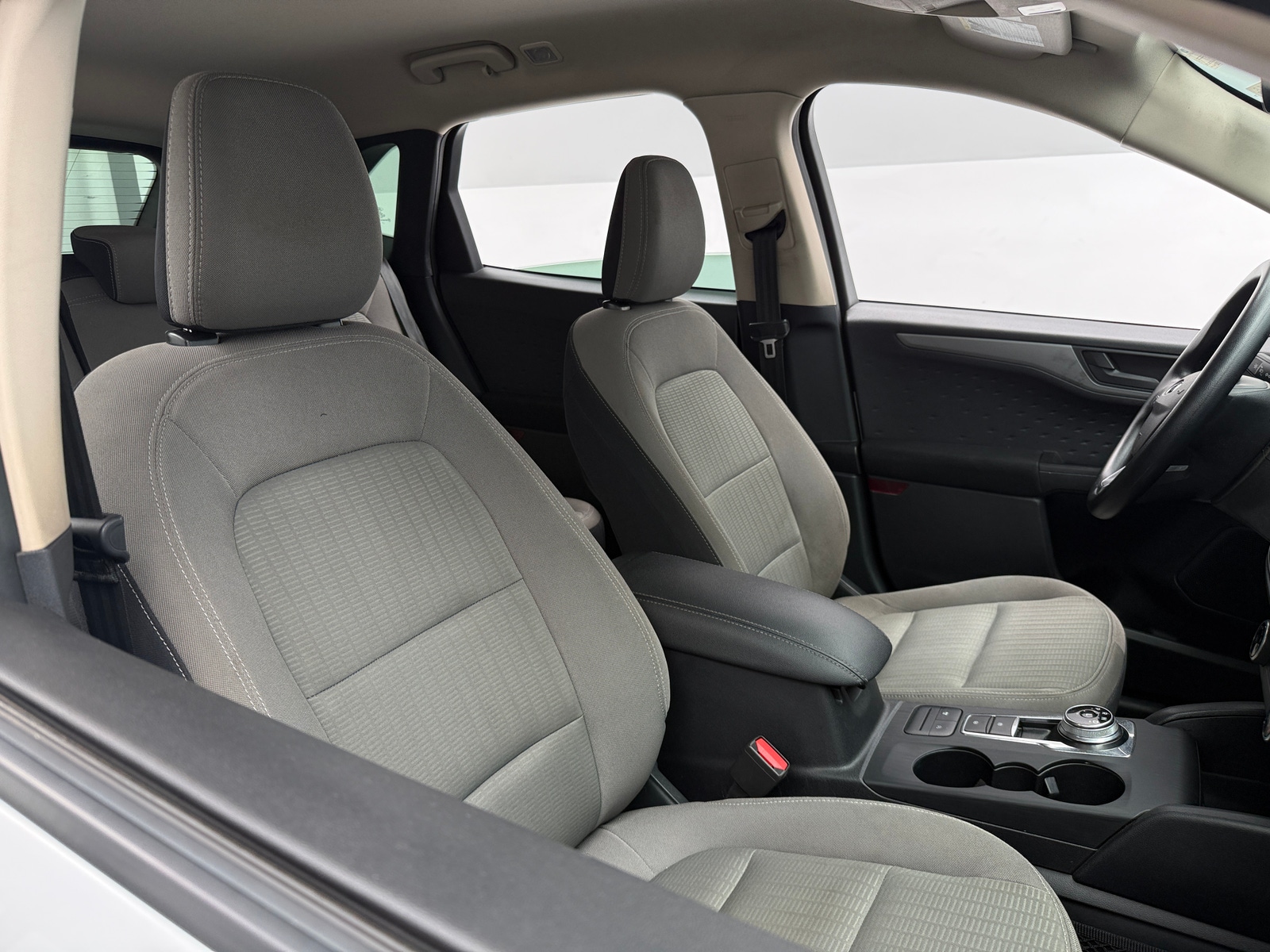 Thumbnail: 2020 Ford Escape - 2
