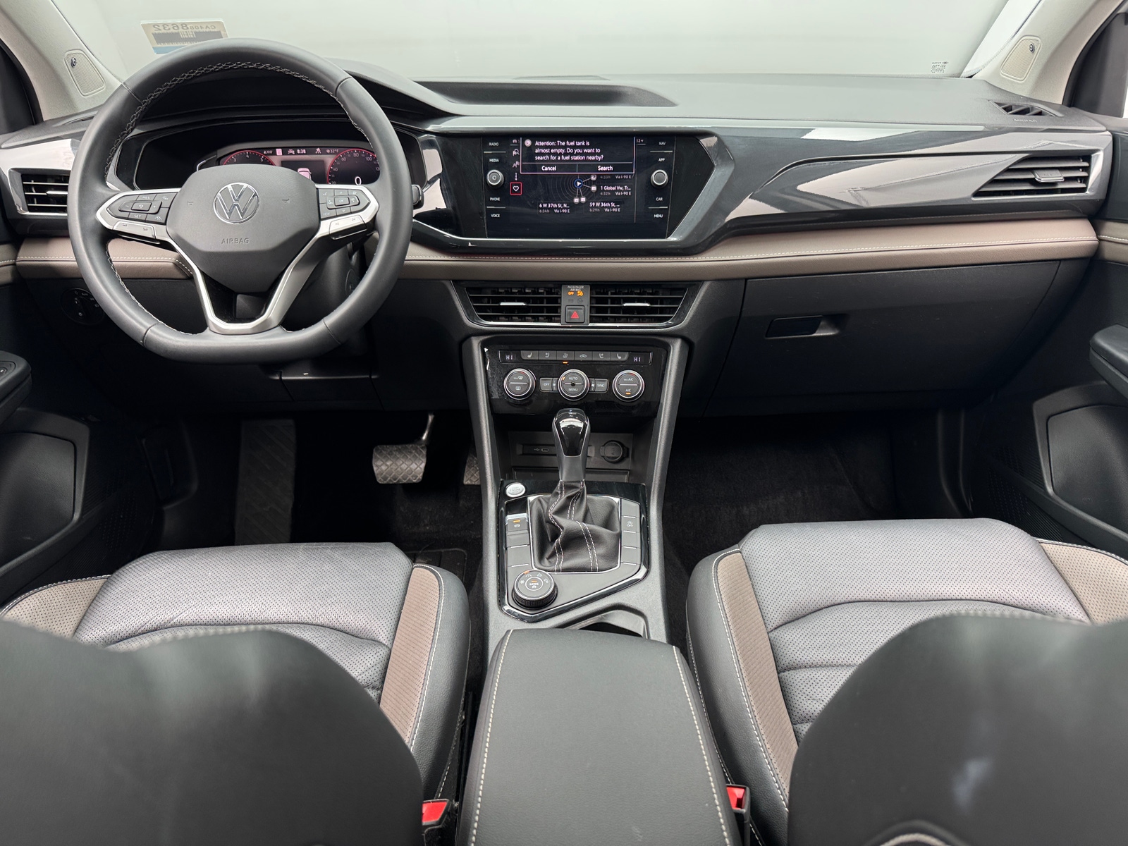 Thumbnail: 2022 Volkswagen Taos - 2