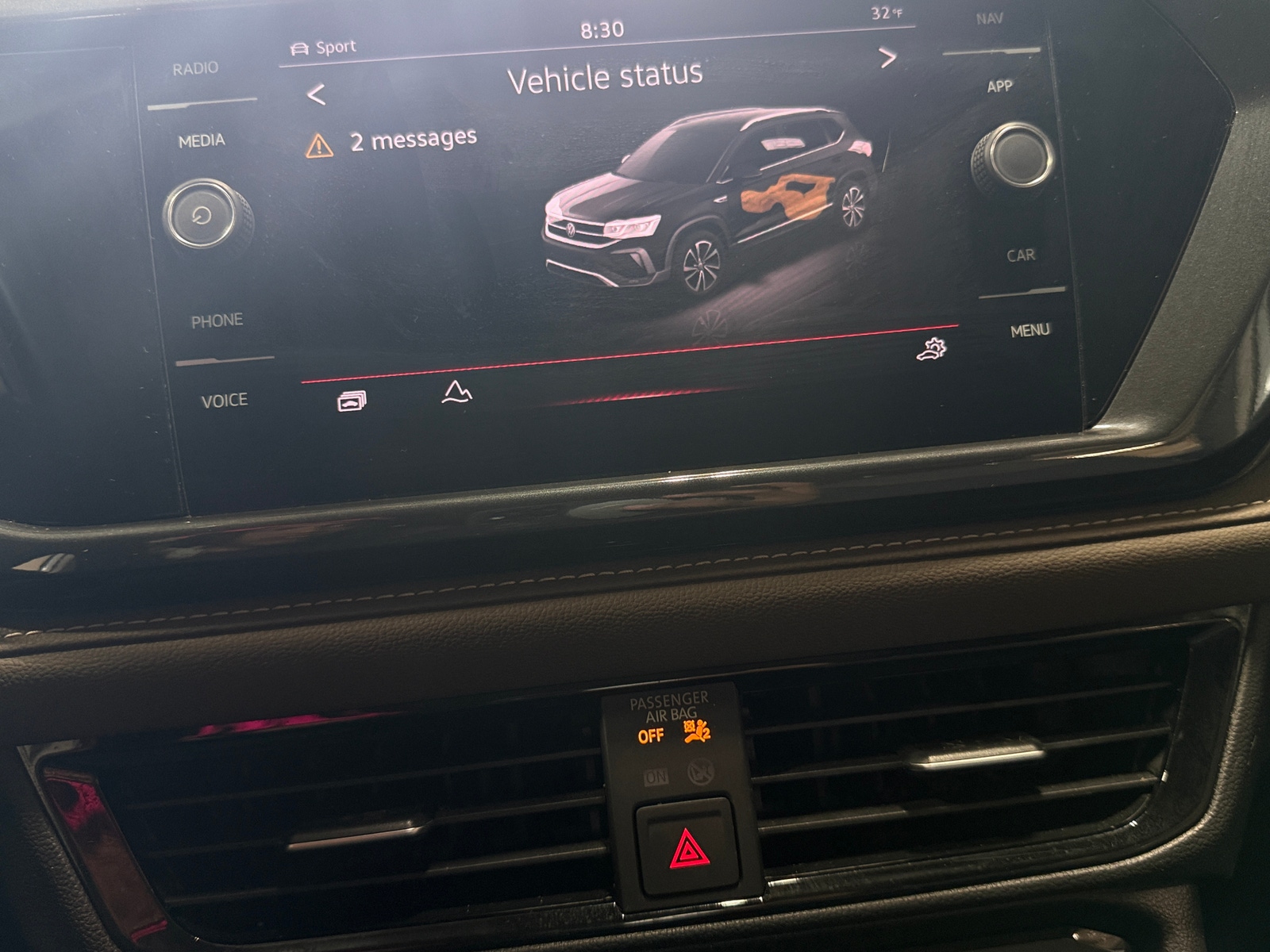 Thumbnail: 2022 Volkswagen Taos - 3