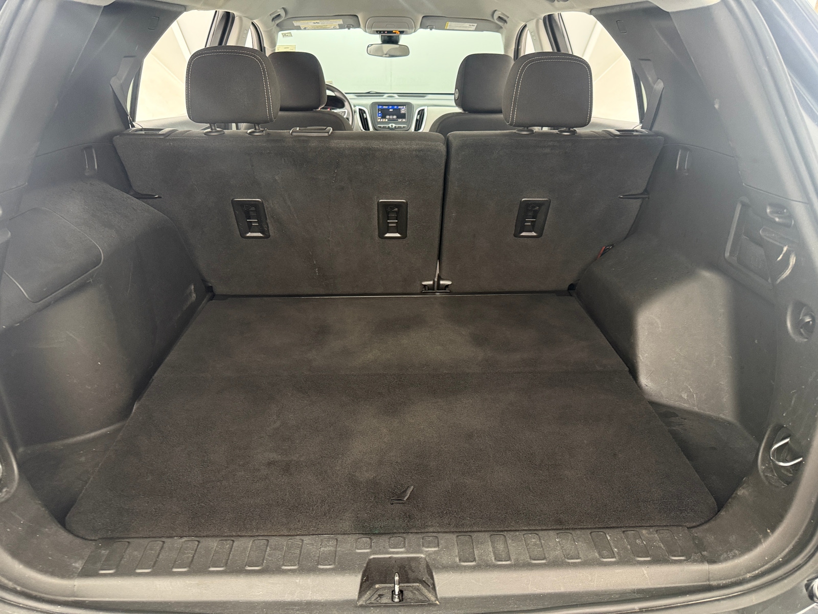 Thumbnail: 2022 Chevrolet Equinox - 7