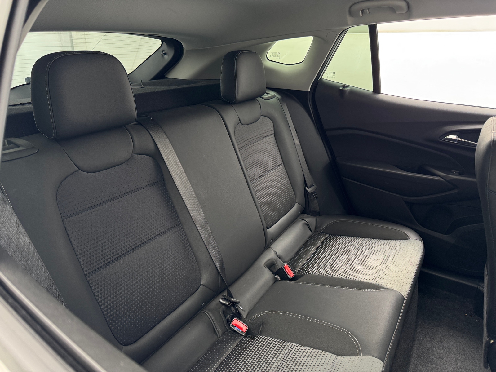 Thumbnail: 2025 Chevrolet Trax - 6