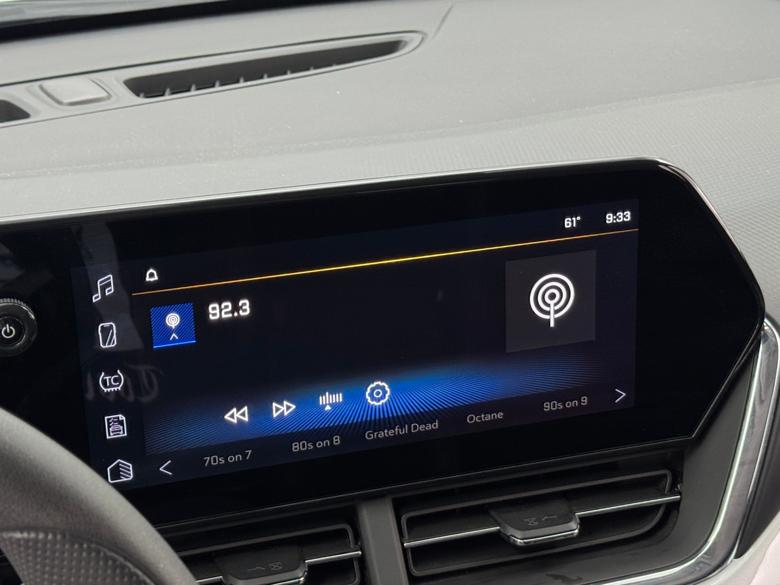 Thumbnail: 2025 Chevrolet Trax - 4