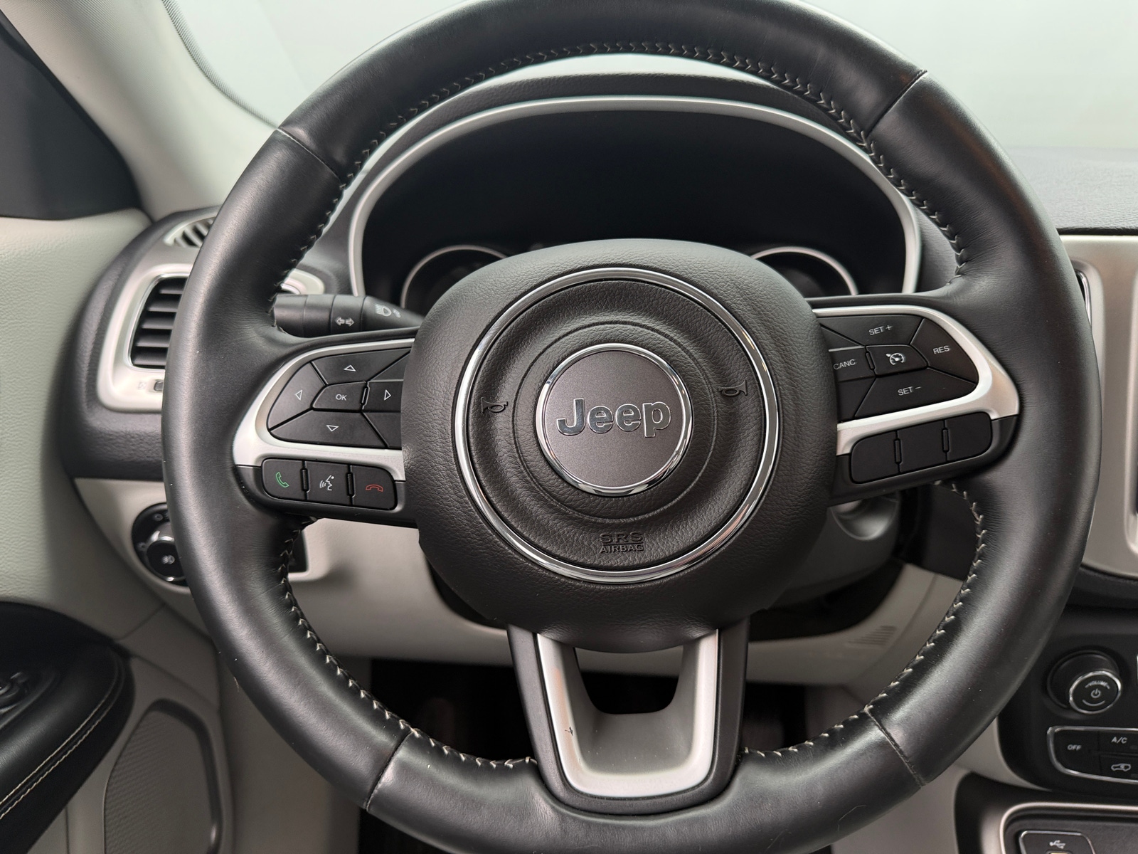 Thumbnail: 2017 Jeep Compass - 5