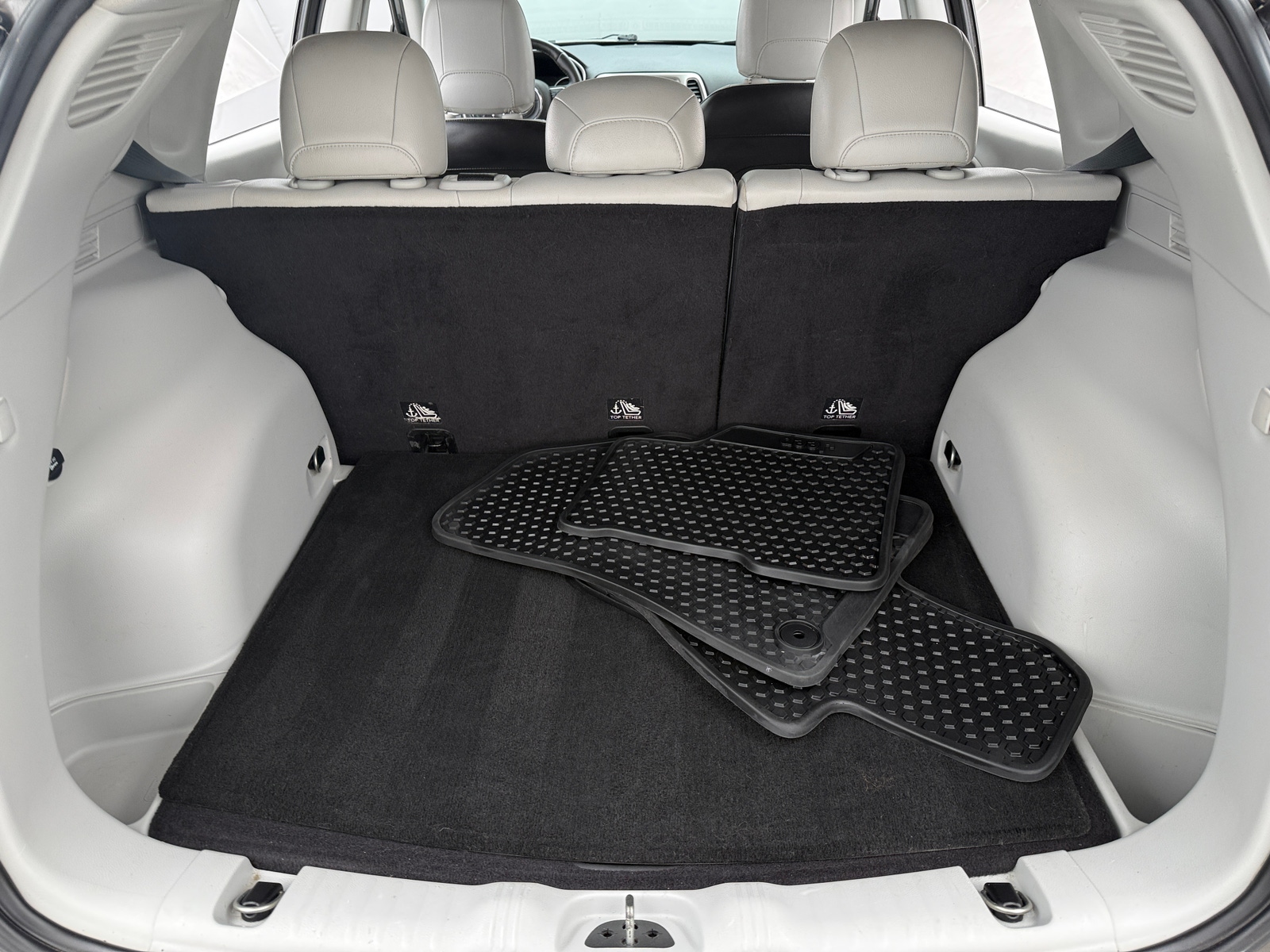 Thumbnail: 2017 Jeep Compass - 7