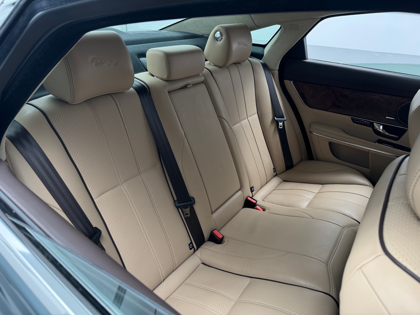 Thumbnail: 2013 Jaguar XJ - 5