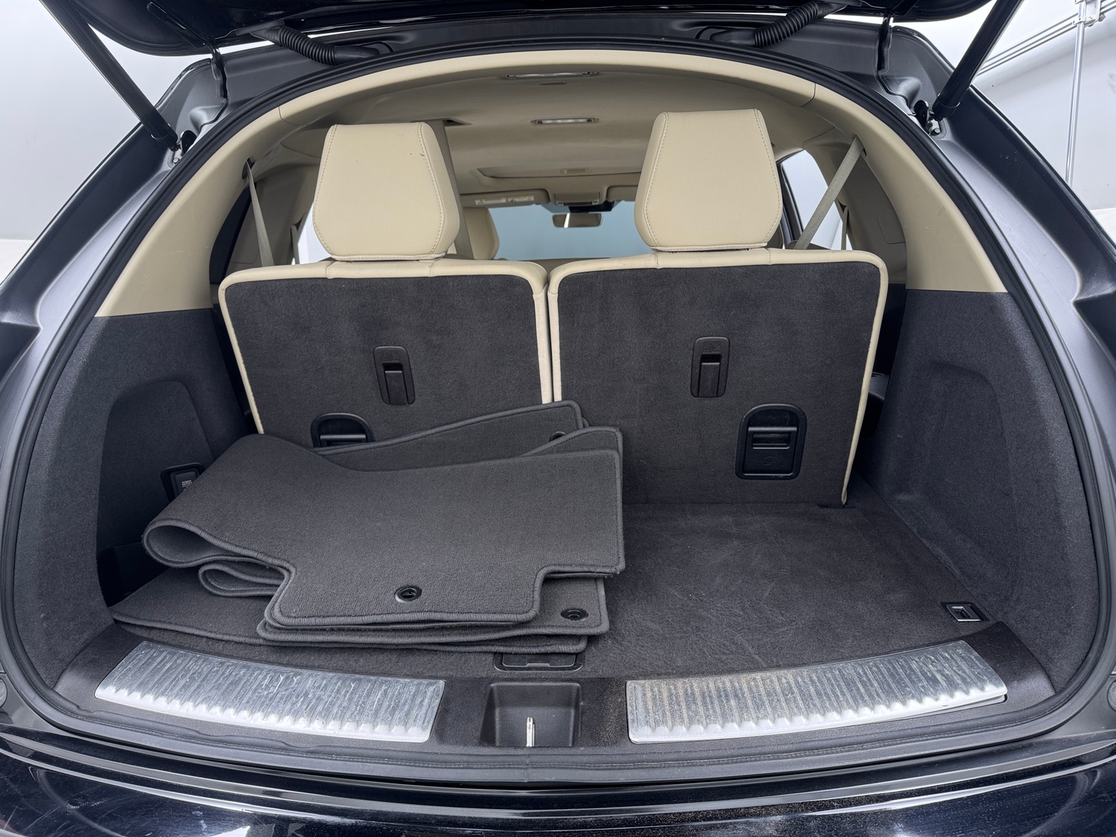 Thumbnail: 2019 Acura MDX - 6