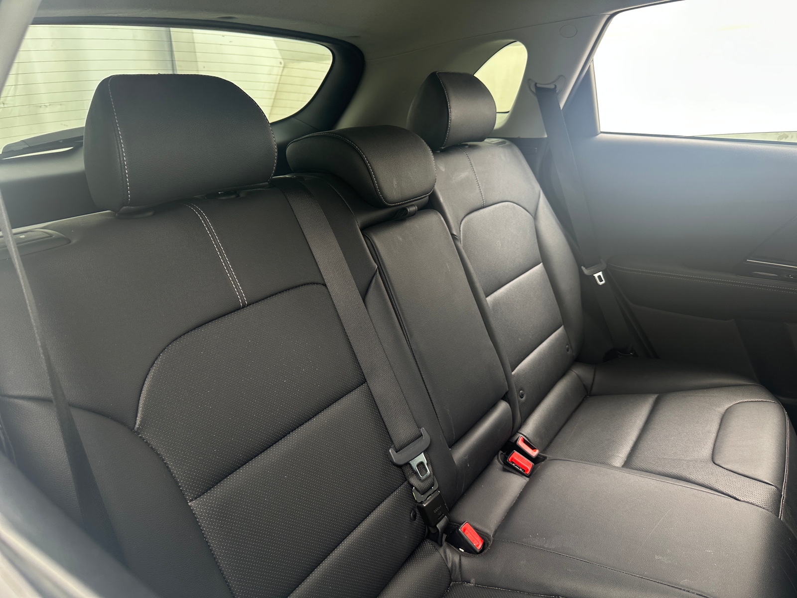 Thumbnail: 2022 Kia Niro - 6