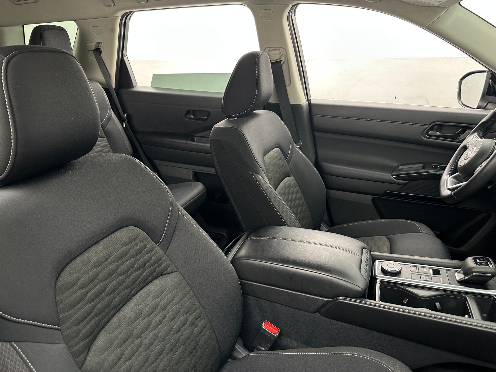 Thumbnail: 2025 Nissan Pathfinder - 2